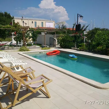 Gina Apartment Trogir