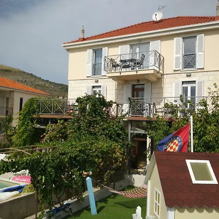 Apartmán Gina *
