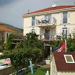 Apartament Gina *
