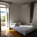 Gina Apartament *