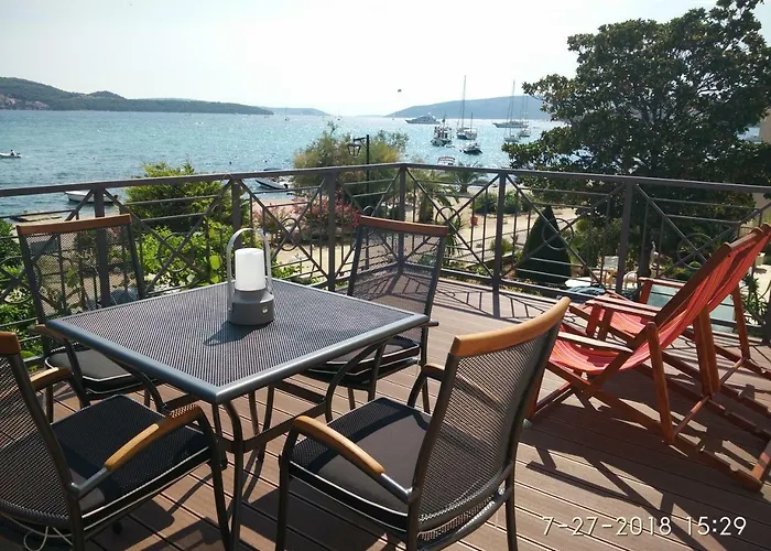 Gina * Trogir